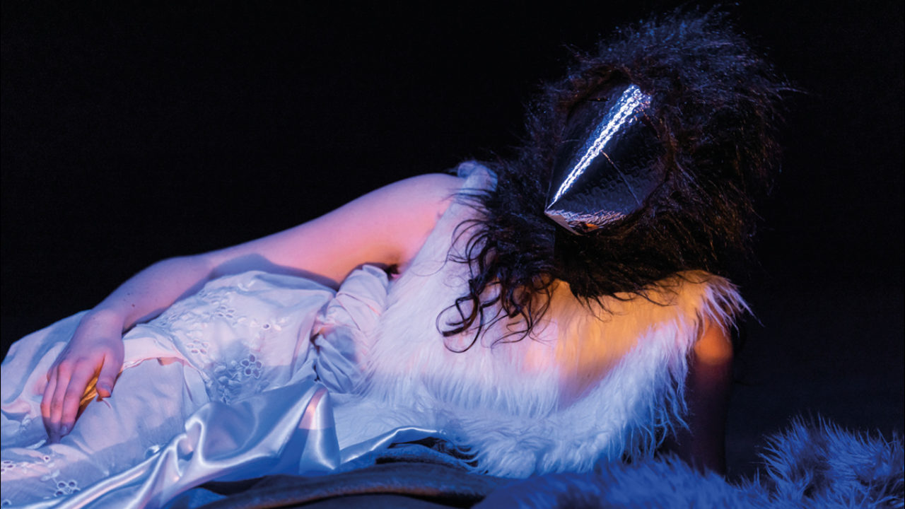 Timéa Lador – Parade